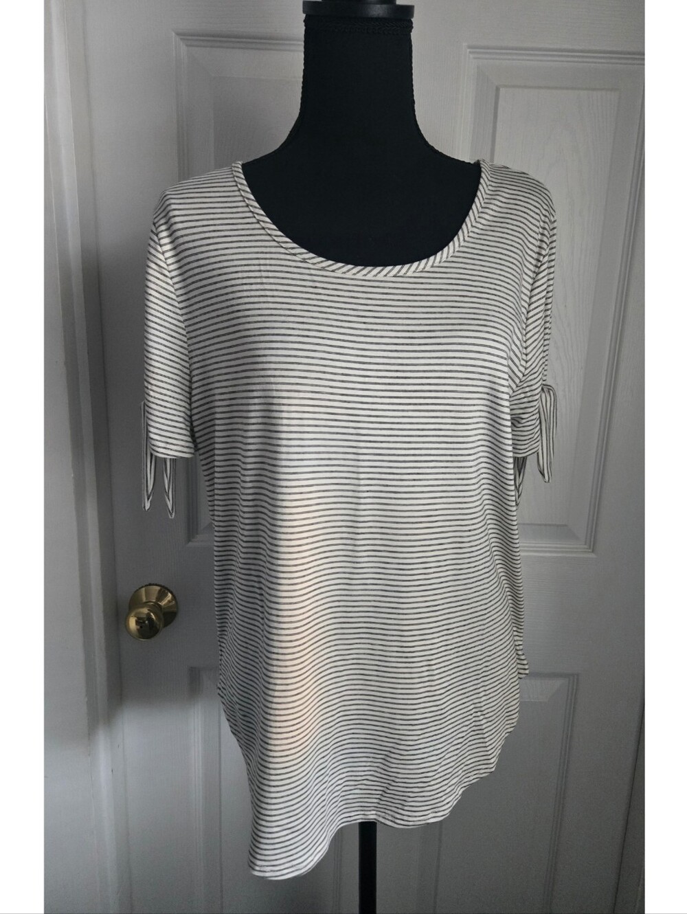 Green Envelope Striped Short Sleeve Shirt